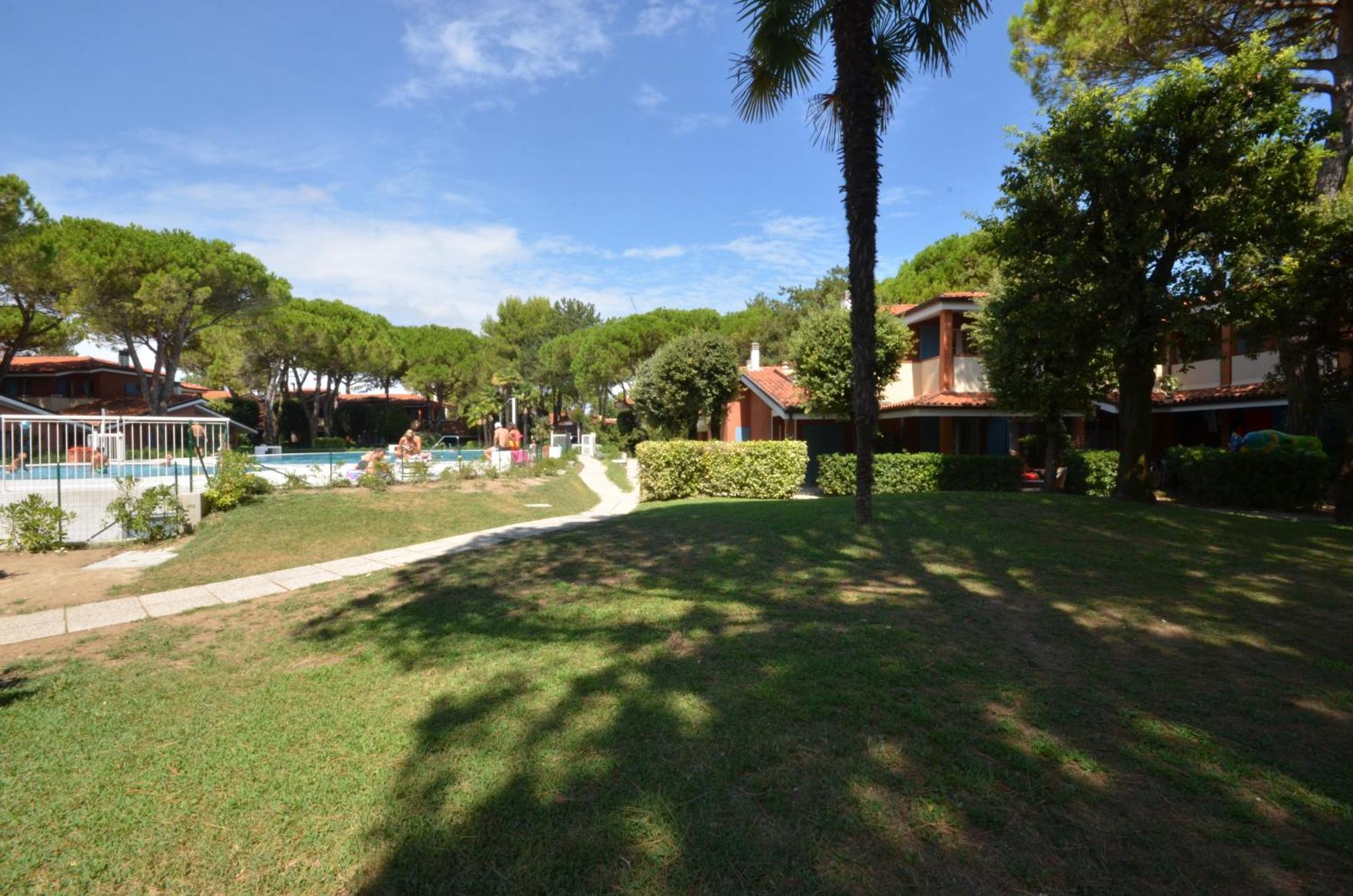 Villaggio Euro Residence Club 比比翁 外观 照片